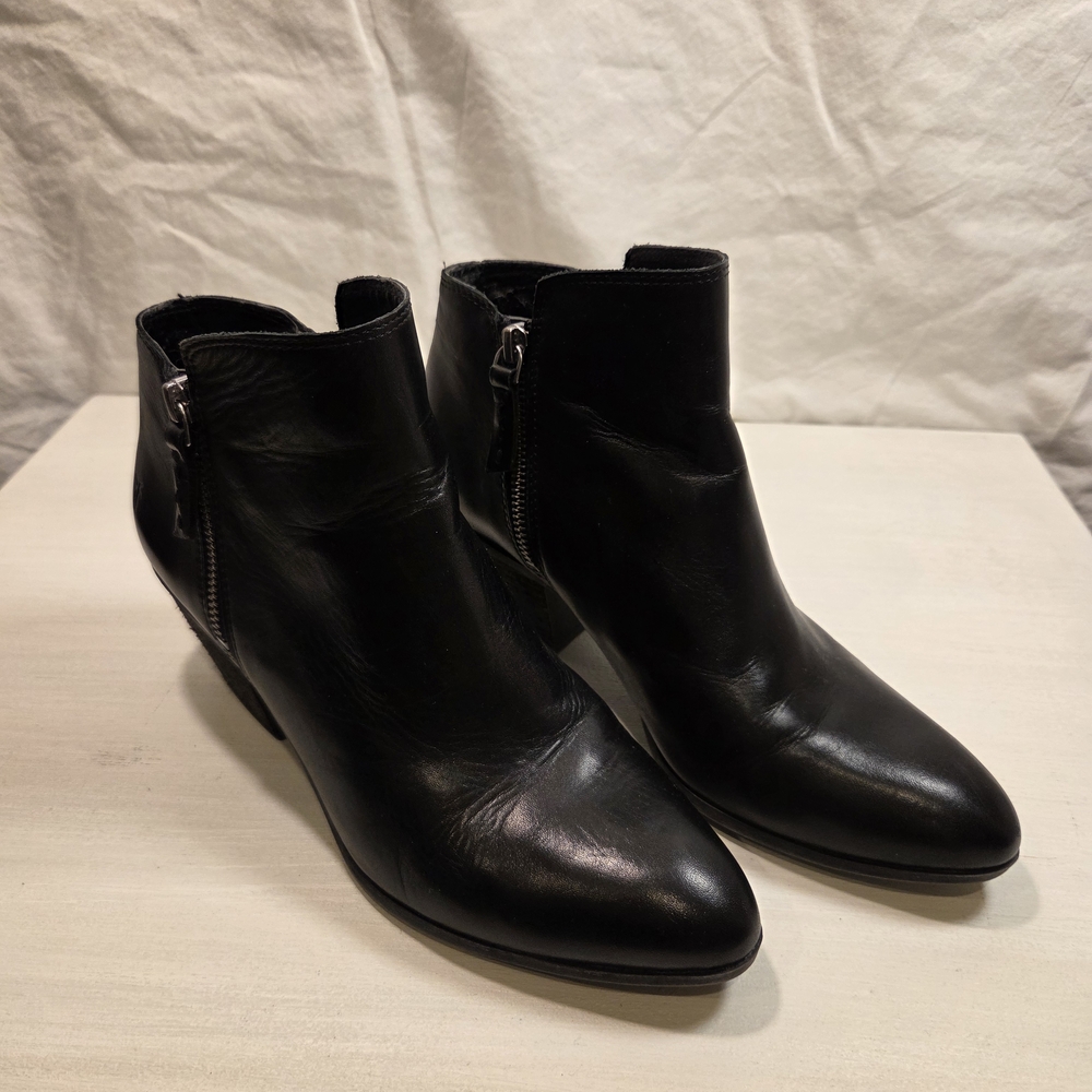 Frye Judith Zip Black Leather Ankle Boots Size 8.5 M
